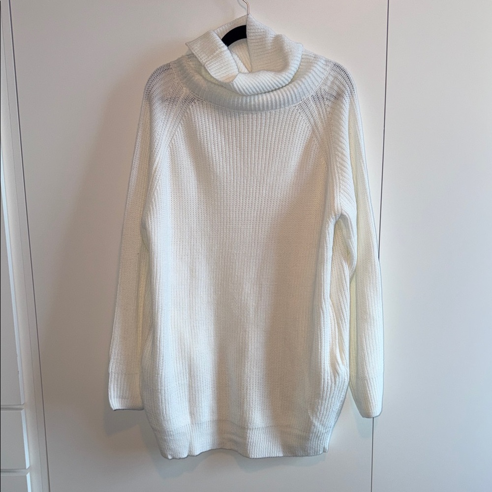 Chic White Turtleneck Sweater Dress